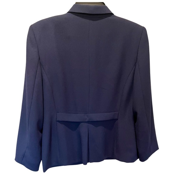 Navy blue skirt and Jacket by Karen Scott. - Picture 4 of 9